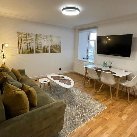 Premium Apartment In Quiet & Historical Area Ryga Zewnętrze zdjęcie